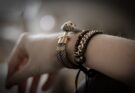 bracelet, jellery, gold, armreif, schmuck, fashion, lifestyle, woman, girl, female, style, arm, kette, schmuck, schmuck, schmuck, schmuck, schmuck